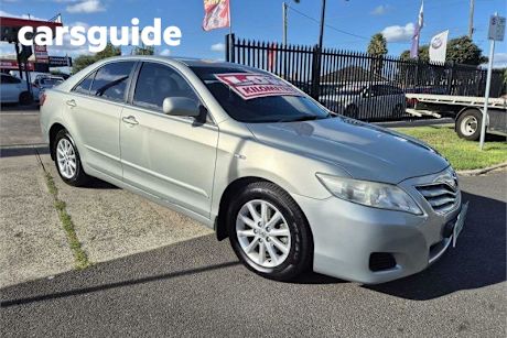 Silver 2009 Toyota Camry Sedan Altise