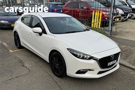 White 2018 Mazda 3 Hatchback NEO Sport