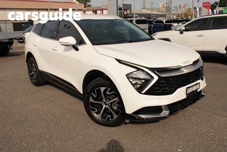 White 2022 Kia Sportage Wagon SX (awd)
