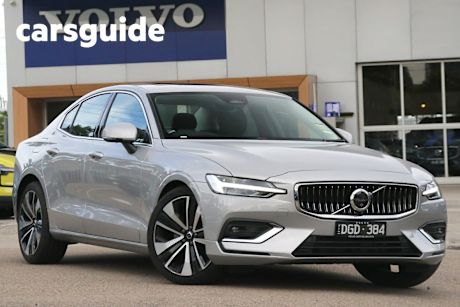 2025 Volvo S60 Sedan Ultra B5 Bright