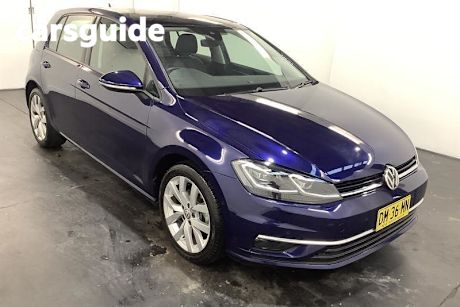 Blue 2018 Volkswagen Golf Hatchback 110 TDI Highline