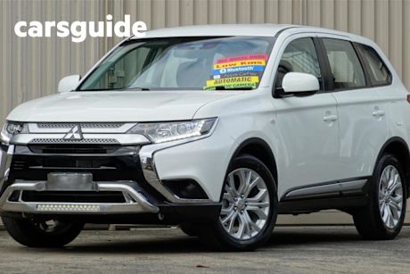 White 2020 Mitsubishi Outlander Wagon ES 5 Seat (awd)
