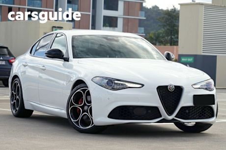 2025 Alfa Romeo Giulia Sedan Veloce