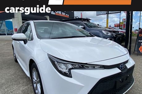 White 2022 Toyota Corolla Sedan Ascent Sport Hybrid