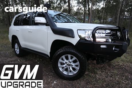 White 2019 Toyota Landcruiser Wagon LC200 VX (4X4)