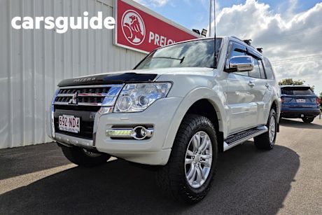 White 2014 Mitsubishi Pajero Wagon GLX LWB (4X4)