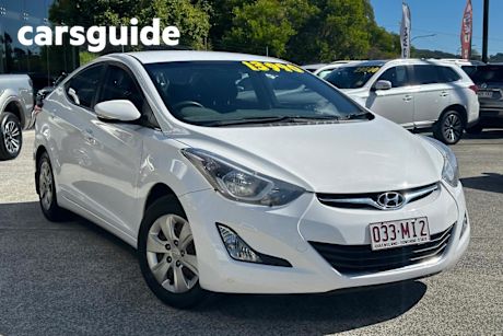 White 2015 Hyundai Elantra Sedan Active