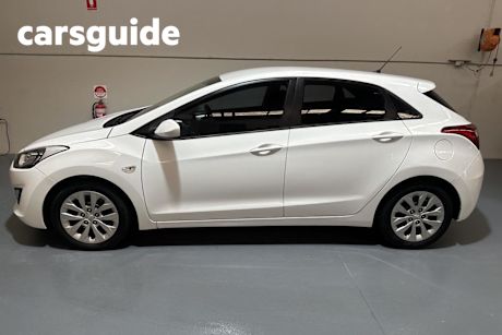White 2016 Hyundai I30 Hatchback Active