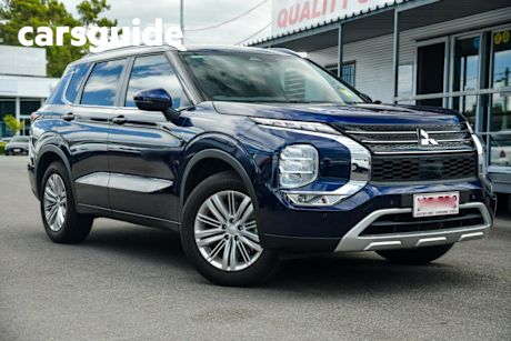 Blue 2023 Mitsubishi Outlander Wagon LS 7 Seat (2WD)