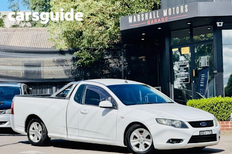 White 2010 Ford Falcon Utility R6 (lpg)