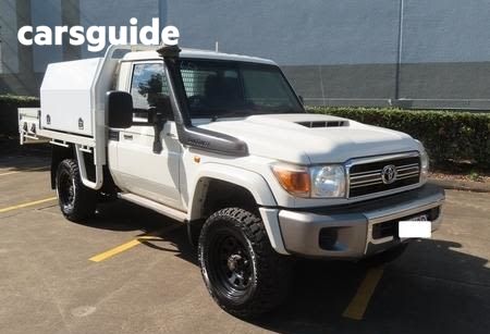 White 2017 Toyota Landcruiser Cab Chassis GXL (4X4)