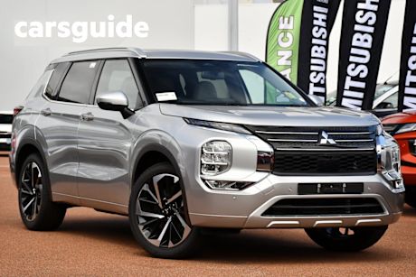 2025 Mitsubishi Outlander Wagon Exceed 7 Seat (awd)