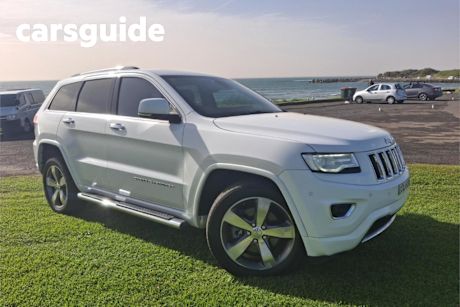 White 2014 Jeep Grand Cherokee Wagon Overland (4X4)