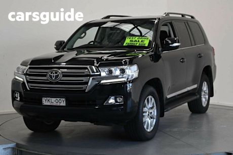 Black 2019 Toyota Landcruiser Wagon LC200 Sahara (4X4)