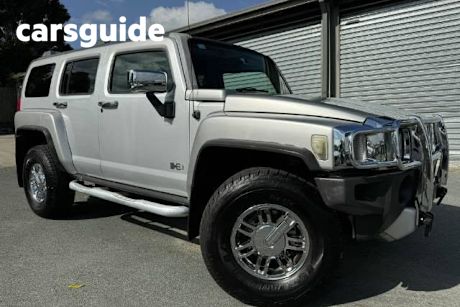 Silver 2007 Hummer H3 Wagon Luxury