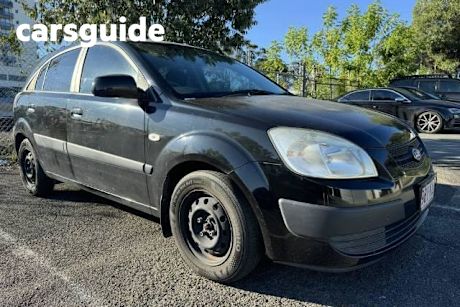 Black 2007 Kia RIO Hatchback EX