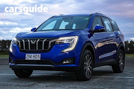 2025 Mahindra XUV700 Wagon AX7