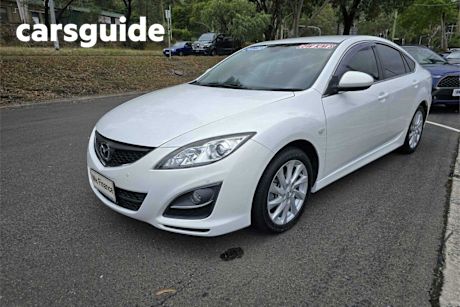 White 2011 Mazda 6 Hatchback Classic