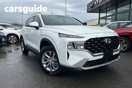 White 2022 Hyundai Santa FE Wagon Crdi (awd)