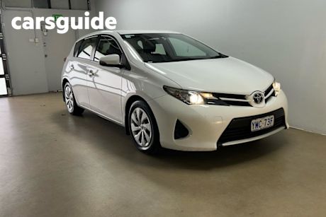 White 2014 Toyota Corolla Hatchback Ascent