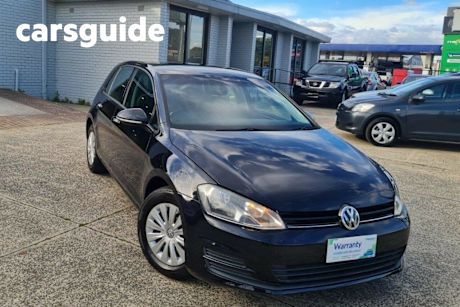 Black 2014 Volkswagen Golf Hatchback 90 TSI