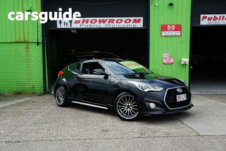Black 2015 Hyundai Veloster Coupe SR Turbo +
