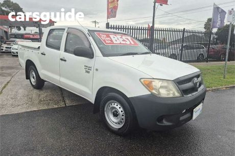 White 2008 Toyota Hilux Dual Cab Pick-up Workmate