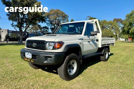 White 2017 Toyota Landcruiser Cab Chassis Workmate (4X4)