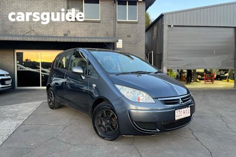 Grey 2007 Mitsubishi Colt Hatchback LS