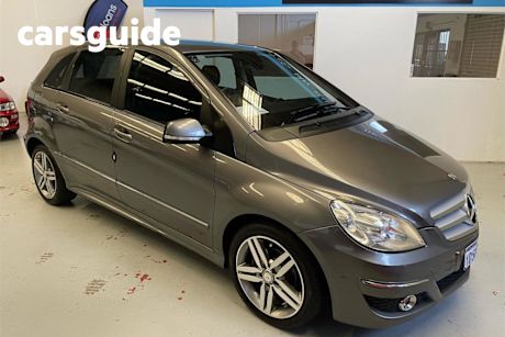 Grey 2011 Mercedes-Benz B180 Hatchback