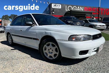 White 1998 Subaru Liberty Sedan GX (awd)