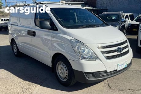 White 2017 Hyundai Iload Van 3S Liftback