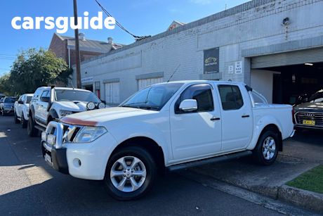 White 2012 Nissan Navara Ute Tray ST (4x4) D40