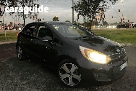Black 2013 Kia RIO Hatchback SLI