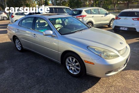 White 2002 Lexus ES300 Sedan