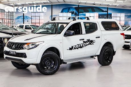 White 2016 Mitsubishi Triton Club Cab Chassis GLX (4X4)