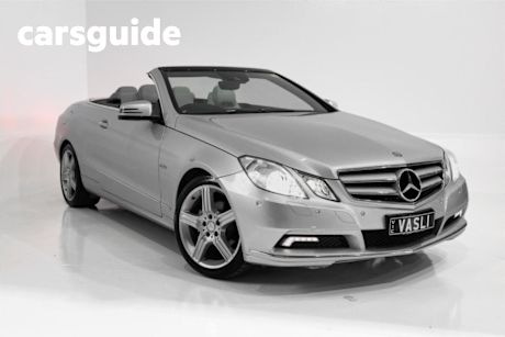 Silver 2010 Mercedes-Benz E250 Cabriolet CGI Avantgarde