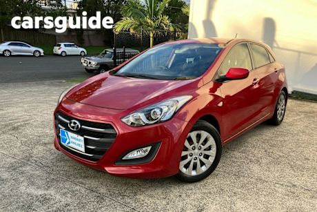 Red 2015 Hyundai I30 Hatchback Active