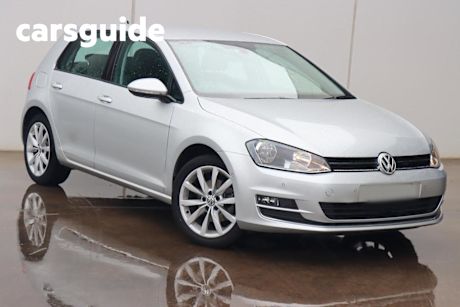 Silver 2015 Volkswagen Golf Hatchback 110 TSI Highline