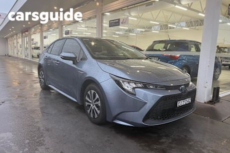 Grey 2020 Toyota Corolla Sedan Ascent Sport (hybrid)