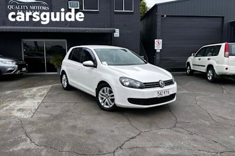 White 2009 Volkswagen Golf Hatchback 103 TDI Comfortline