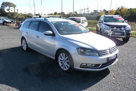 Silver 2011 Volkswagen Passat Sedan 125 TDI Highline