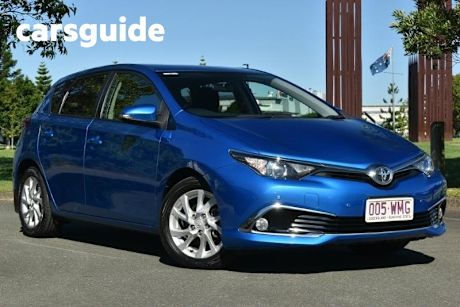 Blue 2016 Toyota Corolla Hatchback Ascent Sport