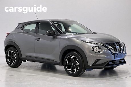 Grey 2023 Nissan Juke Hatchback ST+