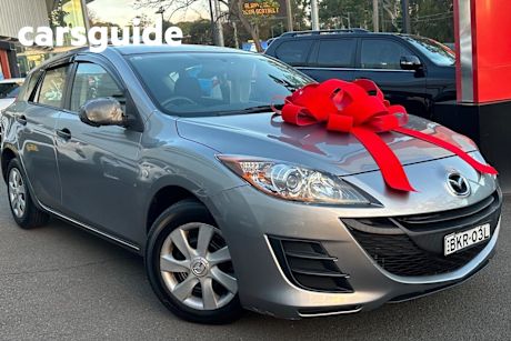Silver 2009 Mazda 3 Hatchback NEO