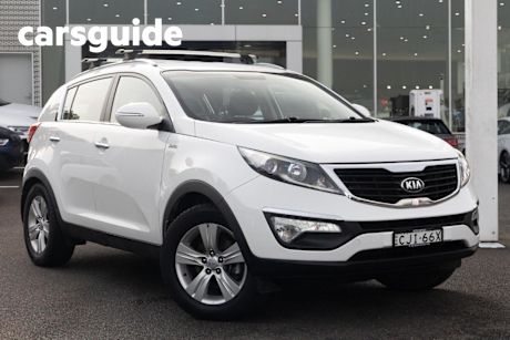 White 2012 Kia Sportage Wagon SLI (awd)