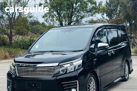 Black 2017 Toyota Voxy Commercial Hybrid ZS Kira 2