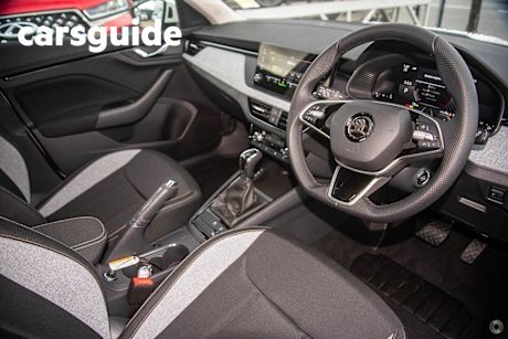 White 2025 Skoda Kamiq Wagon Select 85TSI