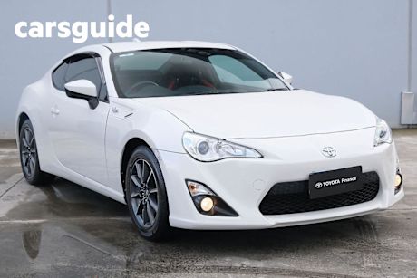 White 2015 Toyota 86 Coupe GT