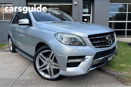 Silver 2013 Mercedes-Benz ML350 Wagon CDI Bluetec (4X4)